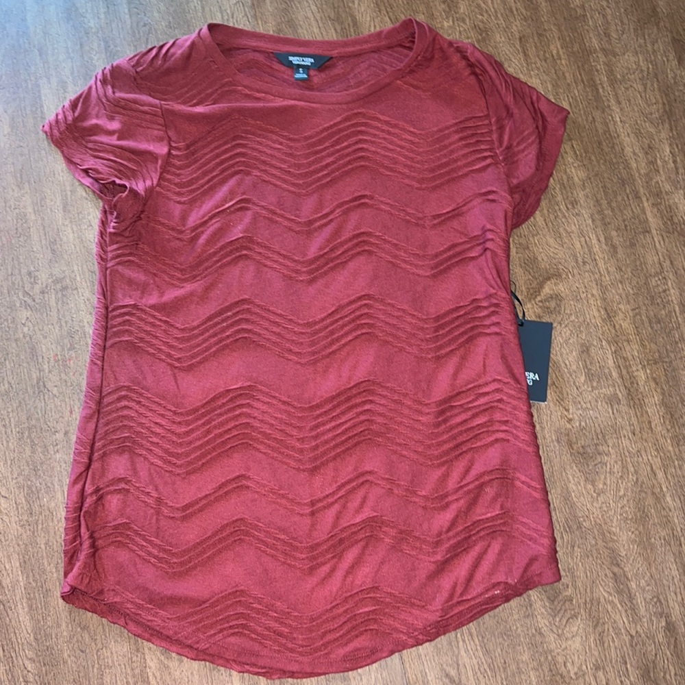 Small Simply Vera Short Sleeve Blouse